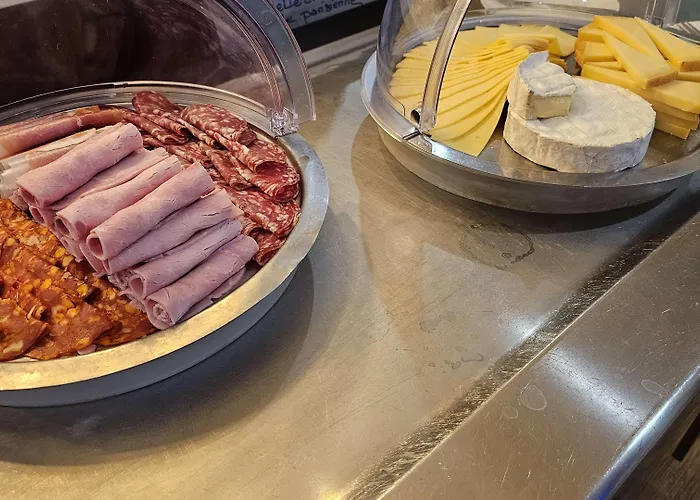 Brit Plaisance A9/a61 2* Narbona