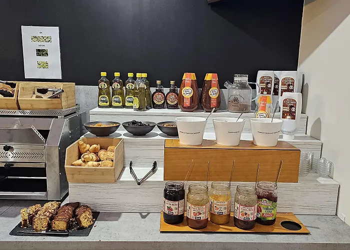 Brit Plaisance A9/a61