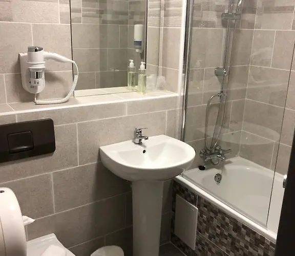 Brit Plaisance A9/a61 2*