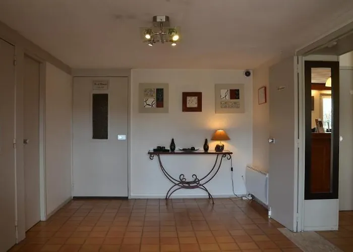 Brit Plaisance A9/a61 2*