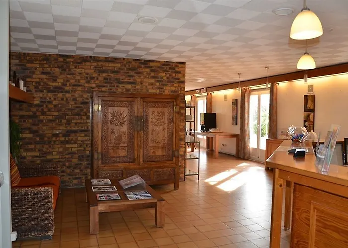 Hotel Brit Plaisance A9/a61 2*