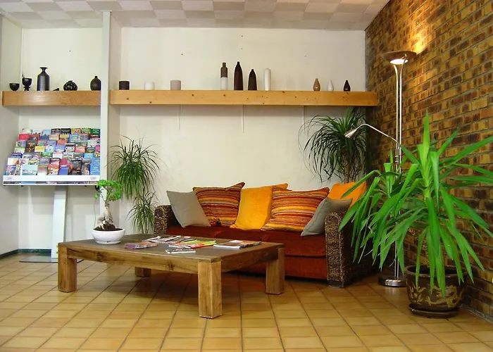 Brit Plaisance A9/a61 2* Narbona