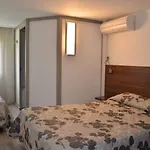 Brit Plaisance A9/a61 Szálloda Narbonne