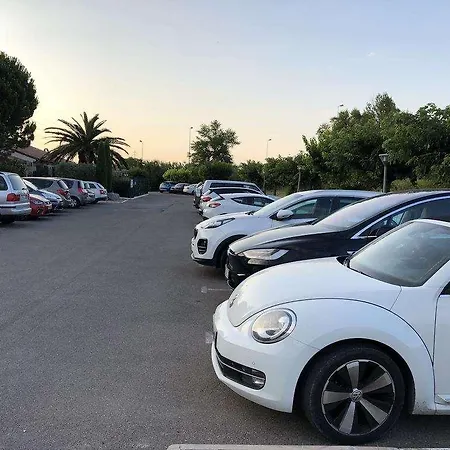 Brit Plaisance A9/a61 Hotel