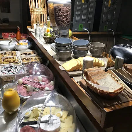 Brit Plaisance A9/a61 2* Narbonne