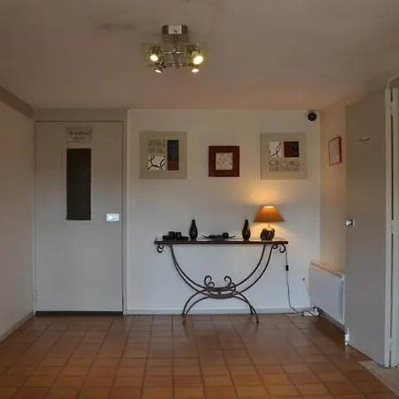 Brit Plaisance A9/a61 2*