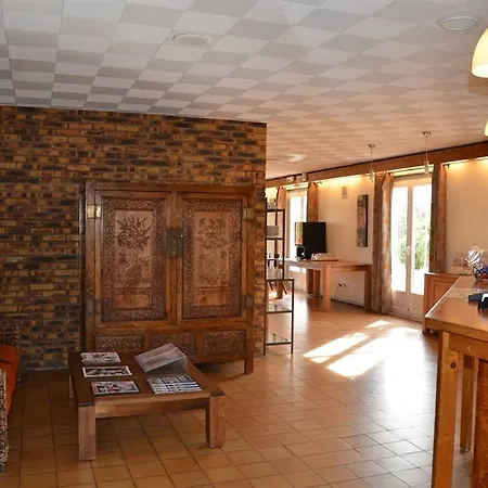 Hotel Brit Plaisance A9/a61 2*
