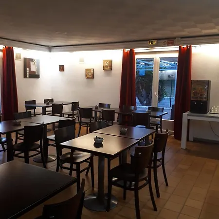 Brit Plaisance A9/a61 Hotel