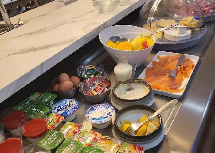 Ξενοδοχείο Brit Plaisance A9/a61 2*